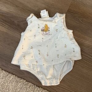 Vintage classic pooh embroidered winnie the pooh baby girl ruffle bodysuit